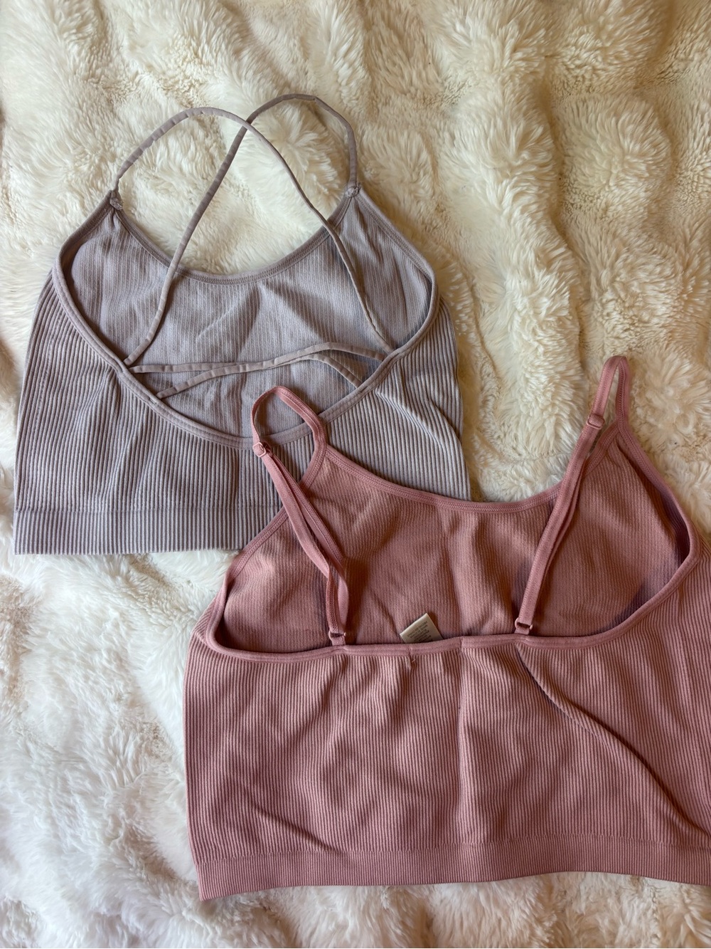 Seamless Ribbed Cami Tank - Picture 2 of 4